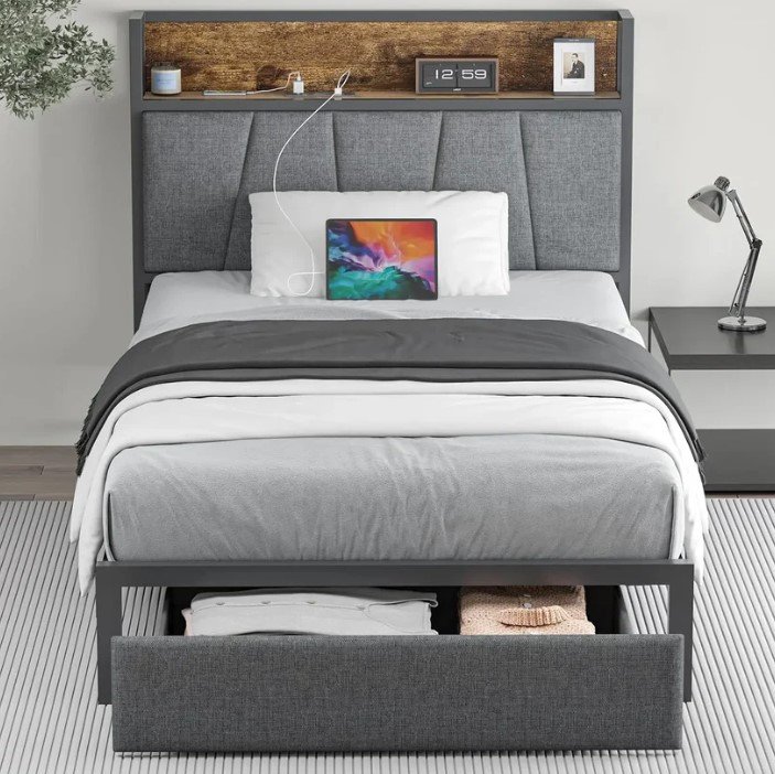 bedframe, Metal bedframe
