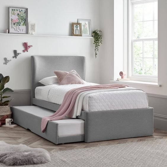Pull out bed, bedframe